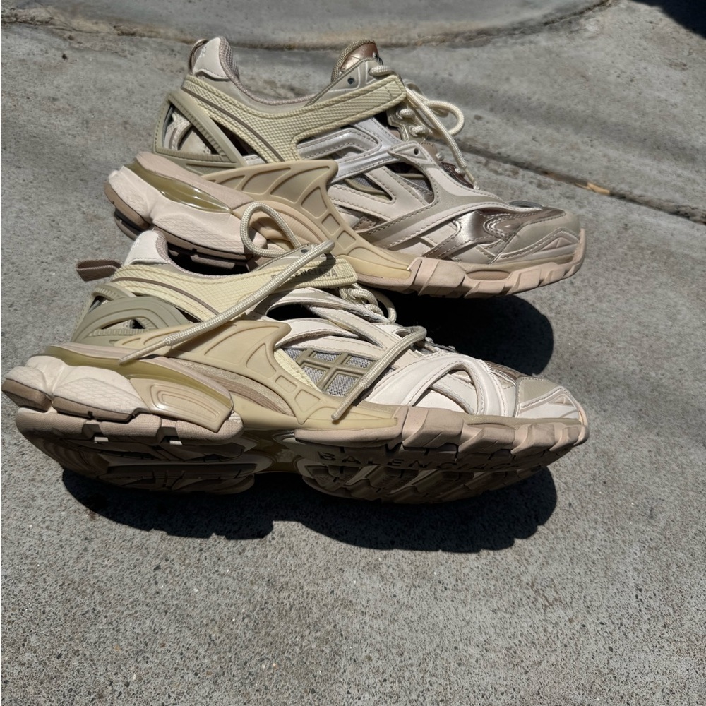 Balenciaga sneakers women’s 7.5